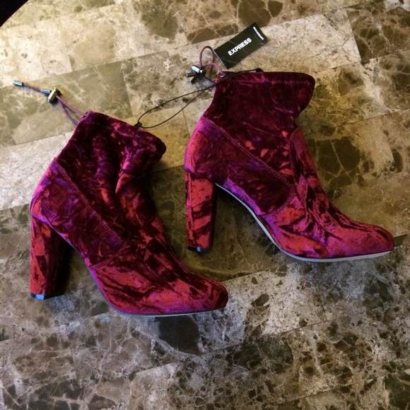 LAST CHANCE Maroon Velvet Heeled Ankle Boots - Picture 3 of 4